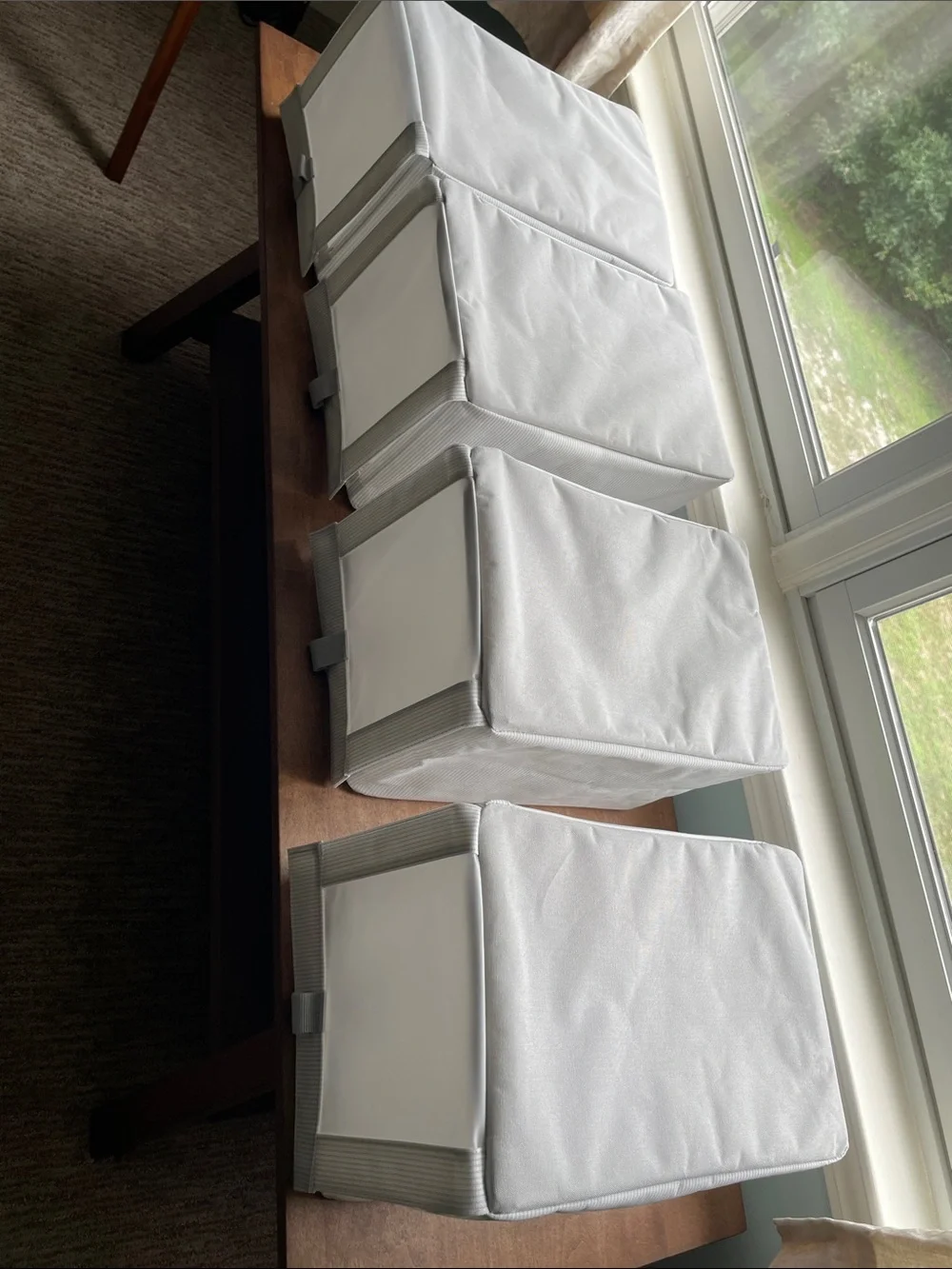 N/A set stackable